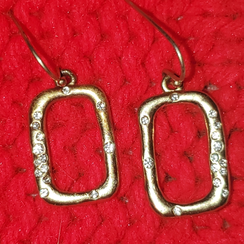 Lia Sophia Necklace and Earring set.